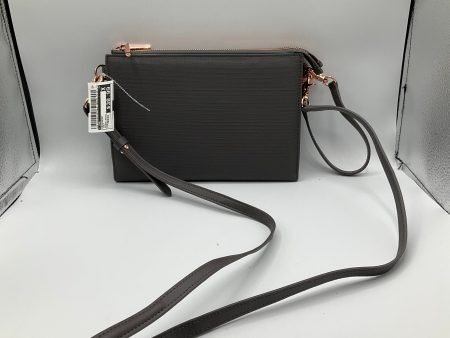 Crossbody By Cmb  Size: Medium For Sale