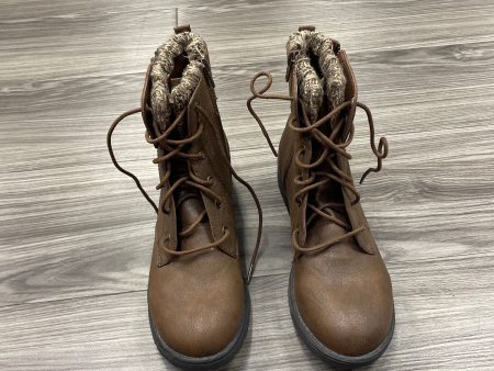 Brown Boots Combat Clothes Mentor, Size 5 Online Sale