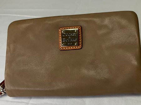 Wristlet Leather By Dooney And Bourke  Size: Large For Discount