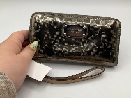 Wristlet Designer By Michael Kors  Size: Small For Cheap